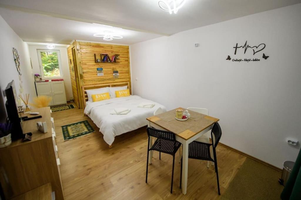Holiday home Glossa