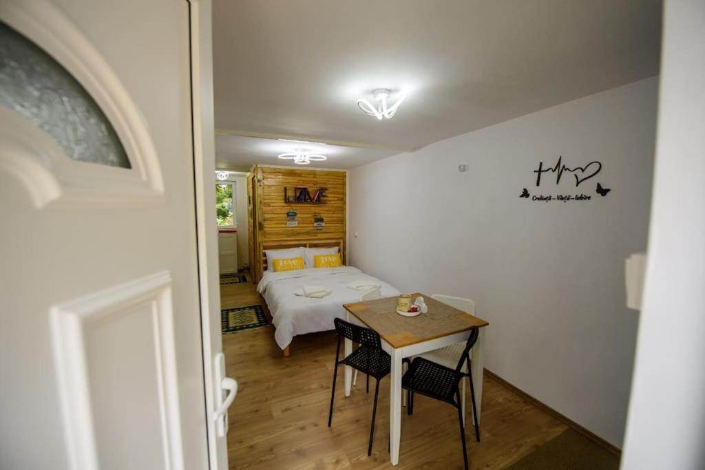 Holiday home Glossa *